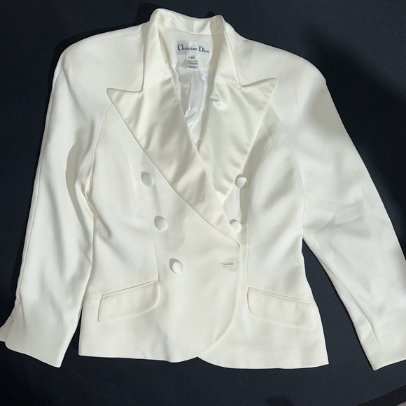 Vintage Dior Women’s Double-Breasted Ivory/White Blazer - Picture 9 of 9